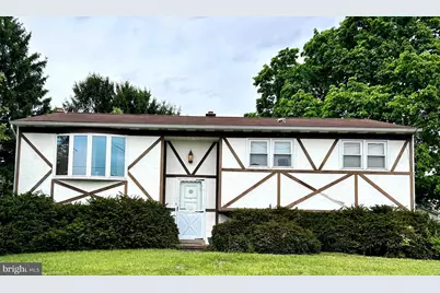 42 Mulberry Court, Dover, PA 17315 - Photo 2