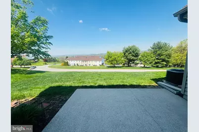 179 Crown Pointe Drive, York, PA 17402 - Photo 4