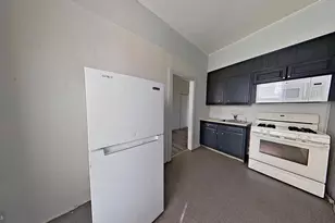 347 S George St, York, PA 17401 - Photo 4