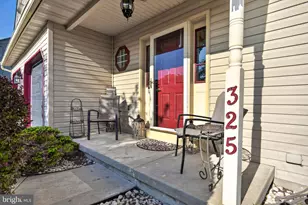 325 Olde Hickory Rd, Mount Wolf, PA 17347 - Photo 4