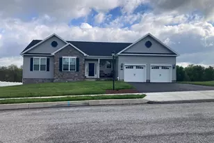 210 Granite Ln, Hanover, PA 17331 - Photo 1