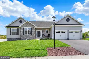 210 Granite Ln, Hanover, PA 17331 - Photo 1