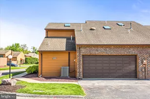39 Westview Manor, York, PA 17408 - Photo 2