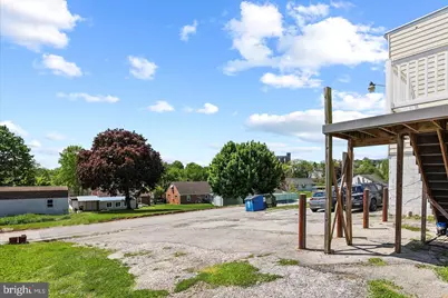 326 E Broadway, Red Lion, PA 17356 - Photo 10