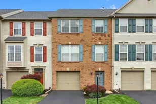 122 Chandler Dr, Red Lion, PA 17356 - Photo 1