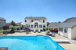 448 El Vista Dr, Hanover, PA 17331 - Photo 8