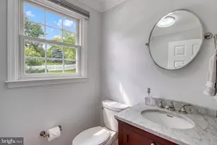 805 Cortleigh Dr, York, PA 17402 - Photo 34
