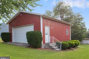 20 Rickey Dr, Hanover, PA 17331 - Photo 2