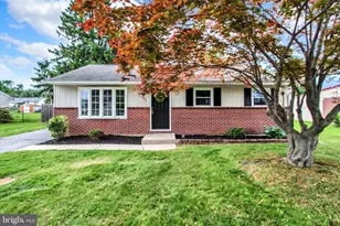 3837 Oakleigh Dr, York, PA 17402 - Photo 24