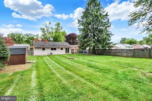 3837 Oakleigh Dr, York, PA 17402 - Photo 8