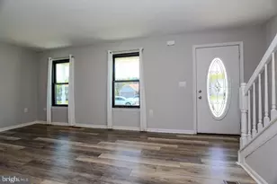2070 Wyatt Cir, Dover, PA 17315 - Photo 6