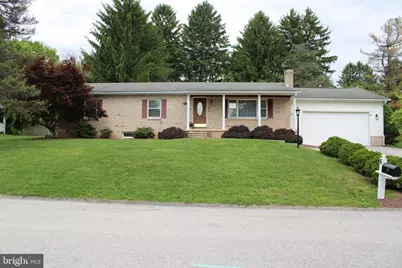 6 Barelyn Drive, New Freedom, PA 17349 - Photo 2