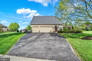 1302 Wicklow Dr, York, PA 17404 - Photo 6