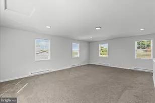253 Vegas Dr, Hanover, PA 17331 - Photo 14