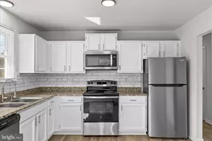 253 Vegas Dr, Hanover, PA 17331 - Photo 12