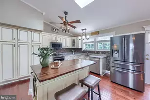 170 Overview Cir W, Red Lion, PA 17356 - Photo 14