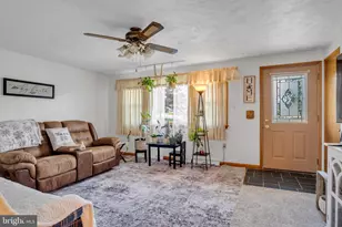 135 Hemler Dr, Hanover, PA 17331 - Photo 6