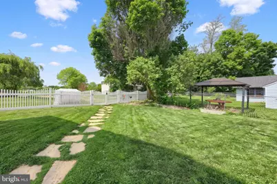 14 S Main Street, Seven Valleys, PA 17360 - Photo 12