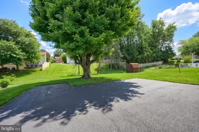 457 Holyoke Drive, York, PA 17402 - Photo 4