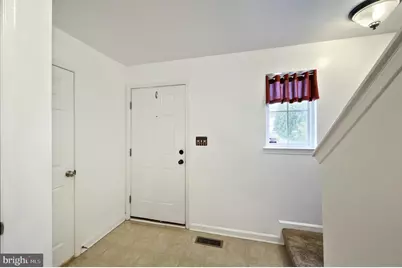 425 Lakeview Drive, Spring Grove, PA 17362 - Photo 14