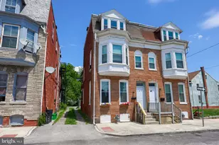 141 S West St, York, PA 17401 - Photo 2