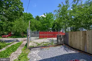 141 S West St, York, PA 17401 - Photo 28