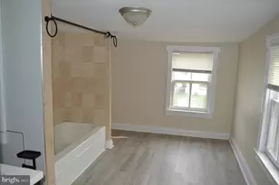 229 Locust St, Hanover, PA 17331 - Photo 28