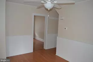 229 Locust St, Hanover, PA 17331 - Photo 14