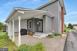 464 W Market St, Hellam, PA 17406 - Photo 28
