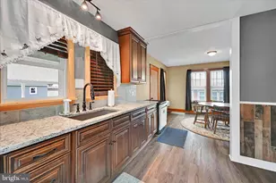 464 W Market St, Hellam, PA 17406 - Photo 14