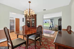 328 Blue Ridge Dr, York, PA 17402 - Photo 8