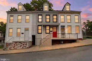 38 W 8th Ave, York, PA 17404 - Photo 1