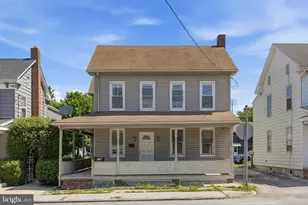 586 Baltimore St, Hanover, PA 17331 - Photo 1