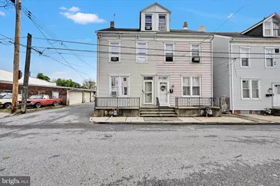 131 N Cedar Street, York, PA 17401 - Photo 2