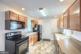 3819 Kings Arms Ln, York, PA 17402 - Photo 14
