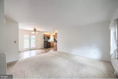 3819 Kings Arms Lane, York, PA 17402 - Photo 10