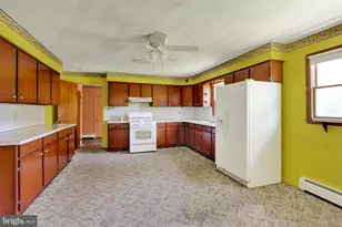 2482 Pine Grove Rd, York, PA 17403 - Photo 4