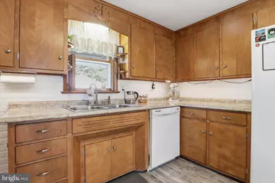 110 Fame Avenue, Hanover, PA 17331 - Photo 10