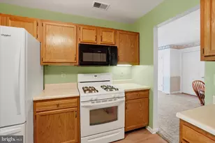 3014 Village Cir W, York, PA 17404 - Photo 14