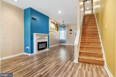 946 W College Avenue, York, PA 17401 - Photo 2