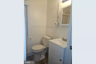 1121 W Poplar Street, York, PA 17404 - Photo 8