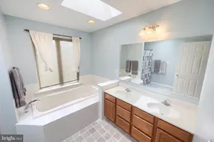 95 Colonial Dr, Hanover, PA 17331 - Photo 14