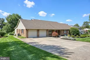 1435 Detwiler Dr, York, PA 17404 - Photo 12