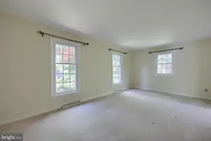 2105 Southbrook Dr, York, PA 17403 - Photo 14