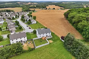 560 Nantucket Dr, Red Lion, PA 17356 - Photo 46