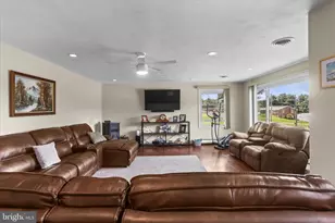 88 Sunset Dr, Hanover, PA 17331 - Photo 24