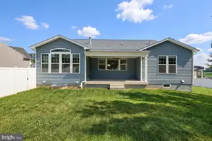 61 Black Oak Ct, Stewartstown, PA 17363 - Photo 8
