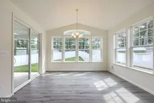 61 Black Oak Ct, Stewartstown, PA 17363 - Photo 4