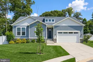 61 Black Oak Ct, Stewartstown, PA 17363 - Photo 1