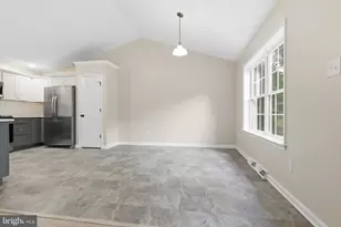 100 Cedar Dr, Dover, PA 17315 - Photo 6